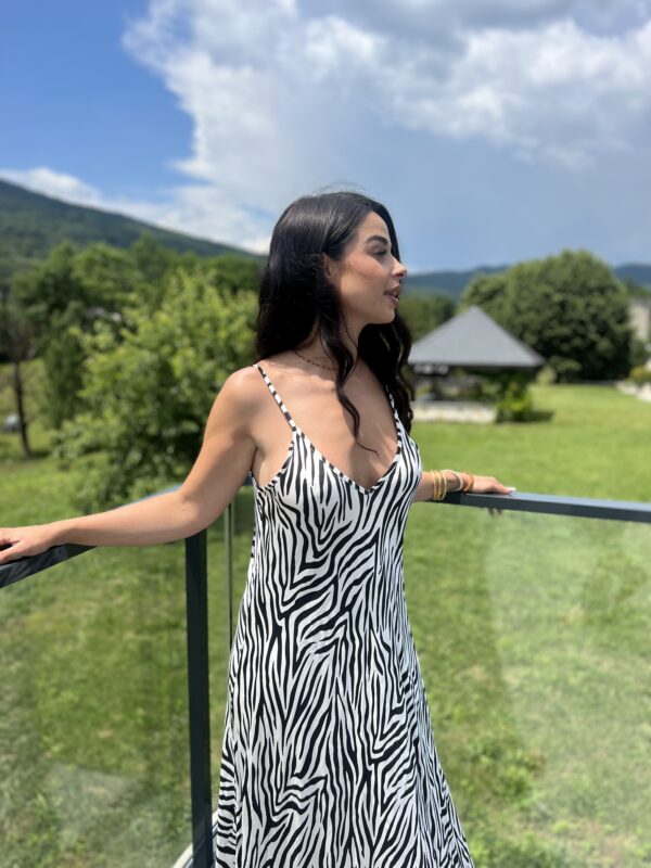 Robe Verone – Image 3